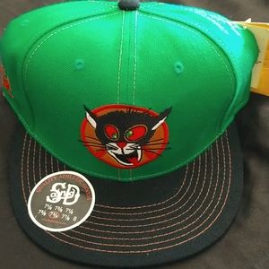 NWT / DS Krazy Kat's fitted